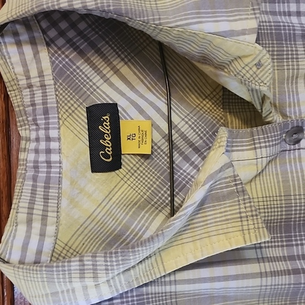 ✨️3/$20 ✨️ Cabela's button-up‎ - Picture 3 of 5